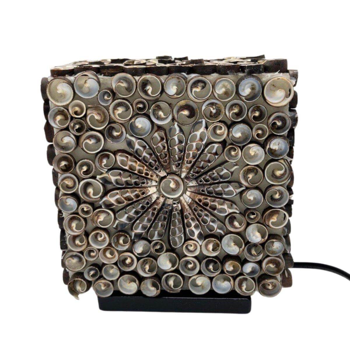BOHO - MUSCHEL DEKOLAMPE - BRAUN QUADRAT - Lapis Mystica - 