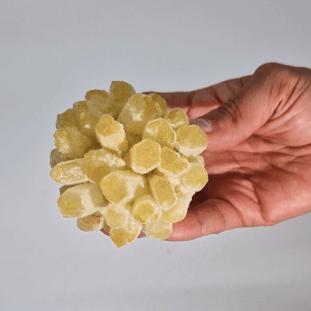NATÜRLICHER QUARZ-CLUSTER - GELBER GEISTQUARZ (ca. 250-300g, 8cm)