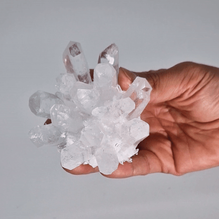 NATÜRLICHER QUARZ-CLUSTER - KLARER QUARZ (ca. 250-300g, 8cm)