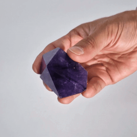 AMETHYST-SPITZE - INTENSIVE FARBE (ca. 5,5 - 6,5 cm)