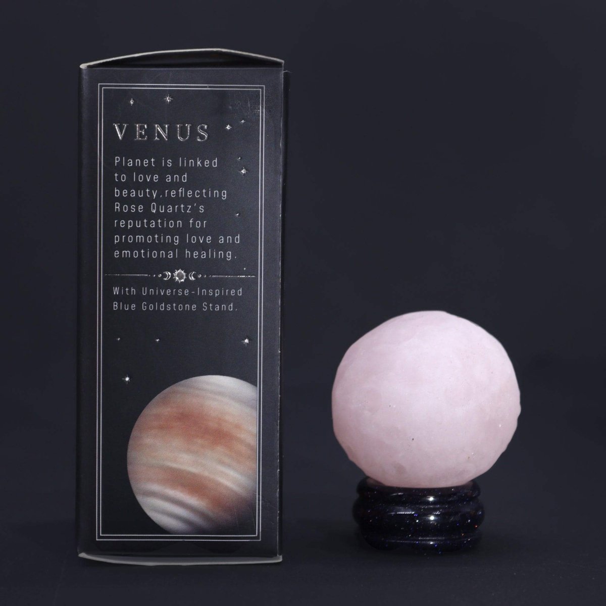 ROSENQUARZ PLANET AUF BLAUEM GOLDSTEIN - STÄNDER - VENUS - Lapis Mystica - 